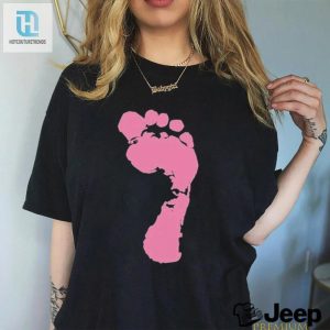 Big Pink Foot Get Up On Ya Good Foo Shirt hotcouturetrends 1 1