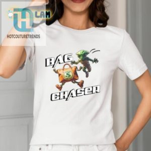 Bag Chaser Alien Chasing Money Bag Shirt hotcouturetrends 1 1