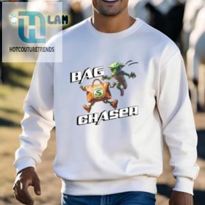 Bag Chaser Alien Chasing Money Bag Shirt hotcouturetrends 1 2