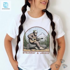 Bigfoot Strummin Jammin Shirt hotcouturetrends 1 2