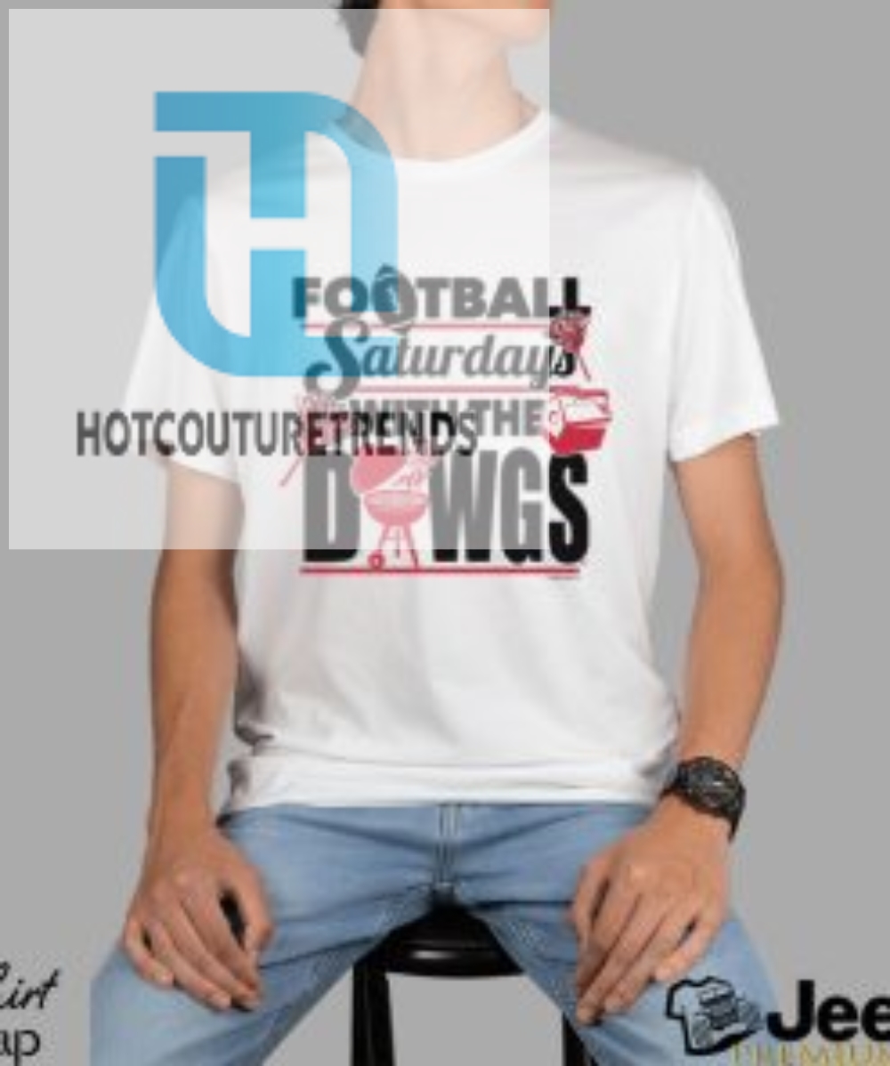 New World Graphics Mens Georgia Bulldogs White Football Saturdays With The Dawgs T Shirt 