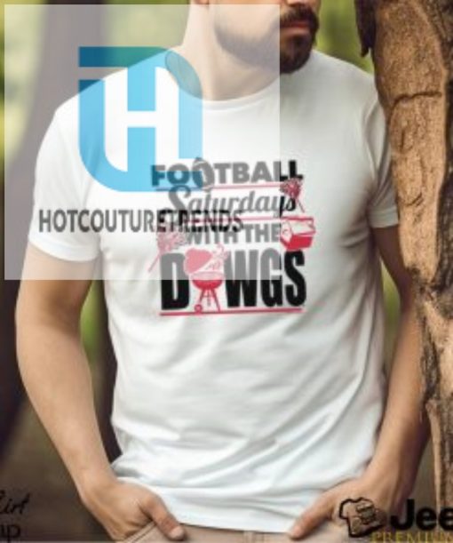 New World Graphics Mens Georgia Bulldogs White Football Saturdays With The Dawgs T Shirt hotcouturetrends 1 4
