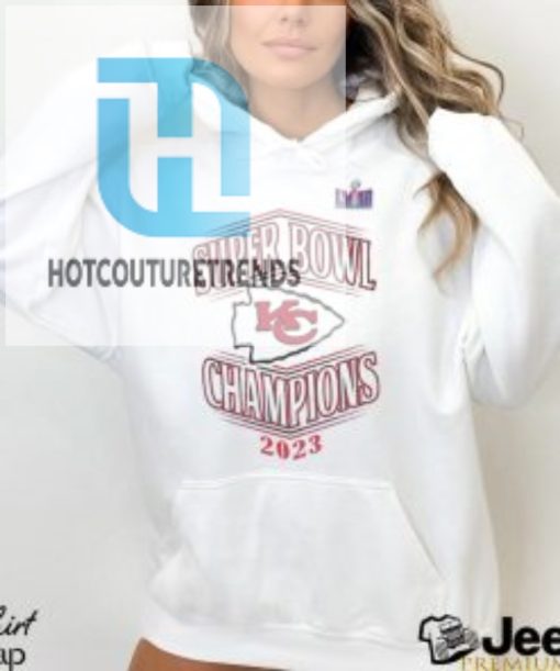 Wear Pour Femmes Par Erin Andrews Debardeur Blanc Kansas City Chiefs Super Bowl Lviii Champions Shirt hotcouturetrends 1 7