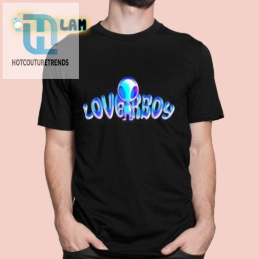 Beam Me Up With This Hilarious Loverboy Alien Tee hotcouturetrends 1