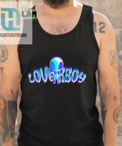 Beam Me Up With This Hilarious Loverboy Alien Tee hotcouturetrends 1 4