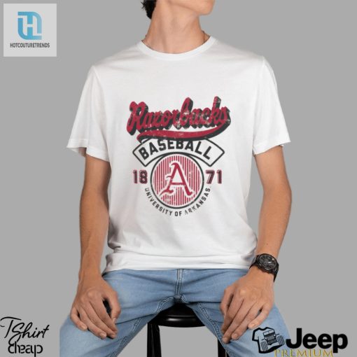Get Swagged Out With This Ivory Razorbacks Baseball Tee hotcouturetrends 1 1