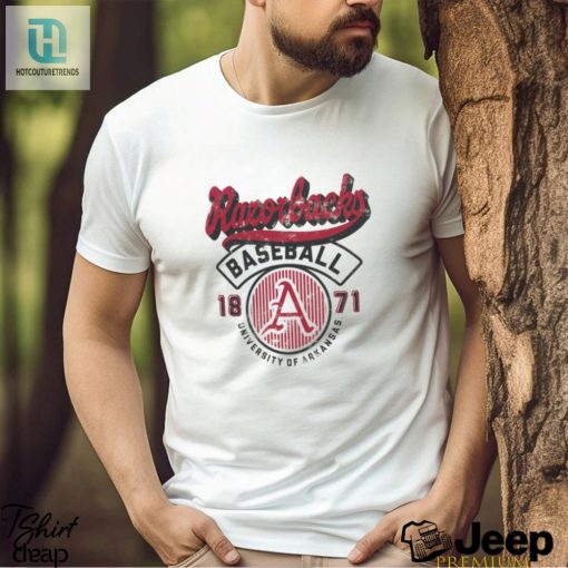 Get Swagged Out With This Ivory Razorbacks Baseball Tee hotcouturetrends 1 3