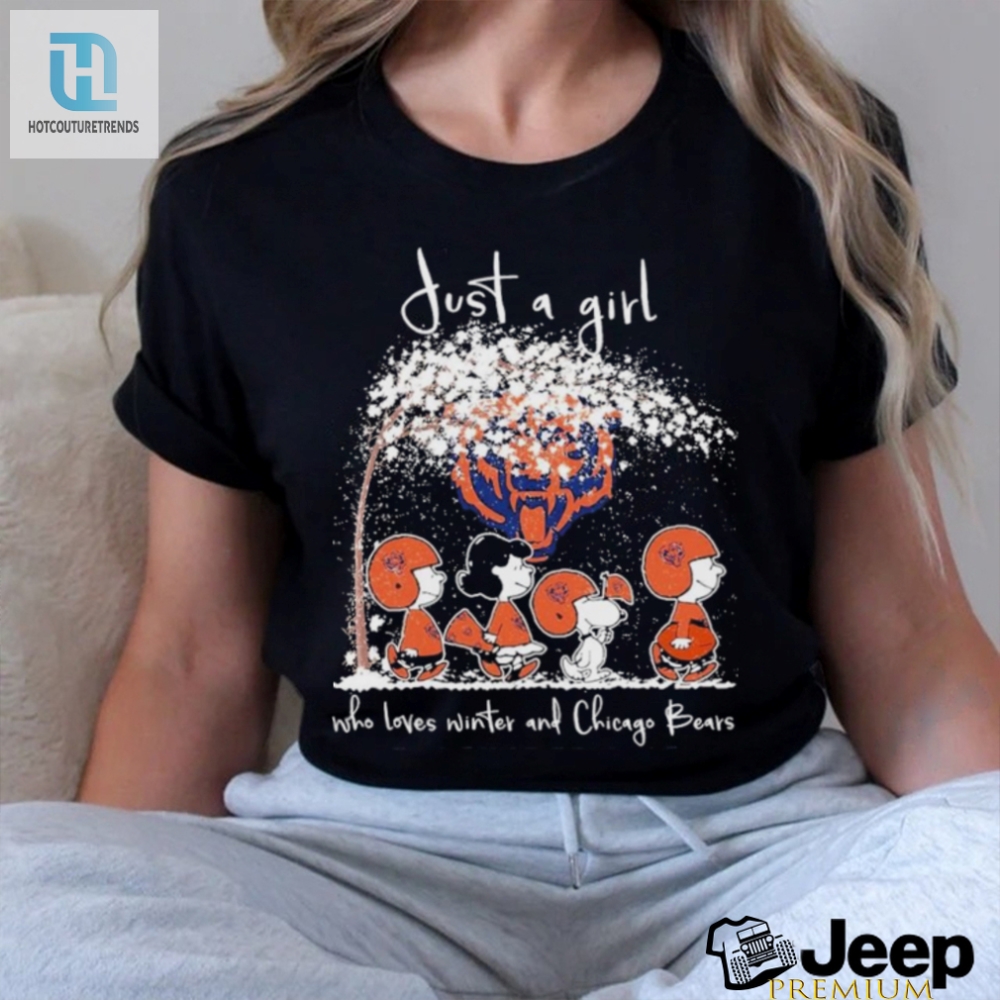 Chicago Bears Snoopy Winter Lover Tee