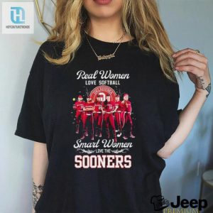 Softballloving Babes Rep The Sooners In Style hotcouturetrends 1 2