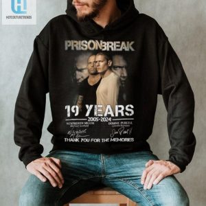 Free Wentworth Miller Tshirt Prison Break 19 Years Of Memories hotcouturetrends 1 1