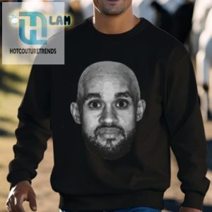 Bald Derrick White Shirt Rock The Bald Look In Style hotcouturetrends 1 2