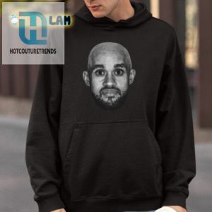 Bald Derrick White Shirt Rock The Bald Look In Style hotcouturetrends 1 3