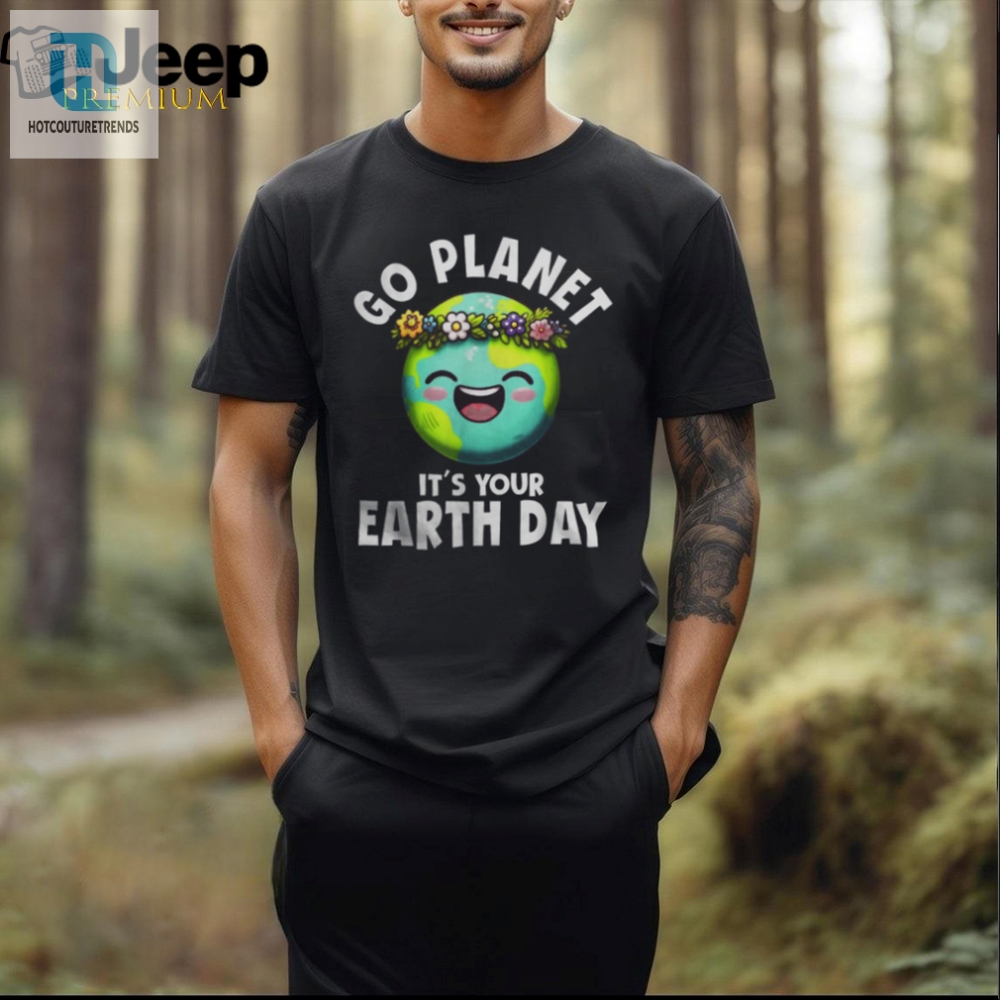 Get Your Earth On With This Adorable Earth Day Tee