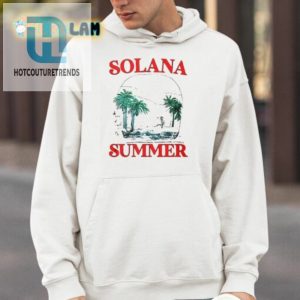 Get Sunkissed In Style Taylor Solanas Quirky Summer Shirt hotcouturetrends 1 5