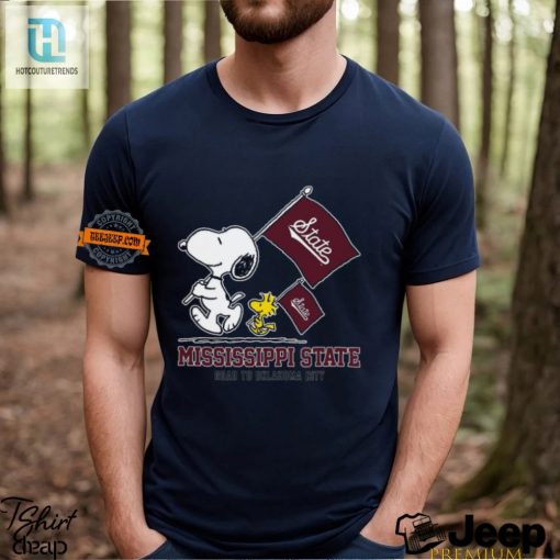 Funny Snoopy Mississippi State Okc Flag Shirt Unique Design hotcouturetrends 1 2