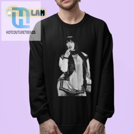 Get Your Soldout Nicki Minaj Tee Almost As Rare As Her hotcouturetrends 1 3