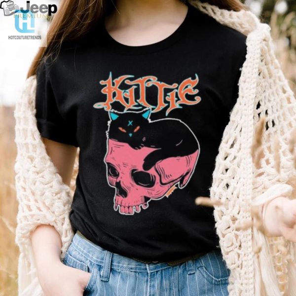 Hammer Time Quirky Kittie Metal Hammer Tshirt hotcouturetrends 1