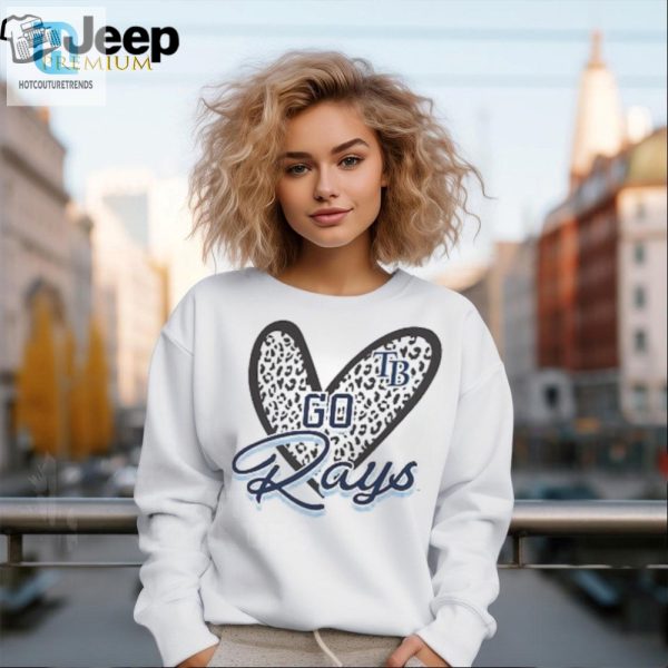 Fierce Fan Fashion Womens Rays Leopard Heart Sweatshirt hotcouturetrends 1 2