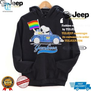 Yankees Pride Snoopy Woodstock Car Tshirt Fun Unique hotcouturetrends 1 2