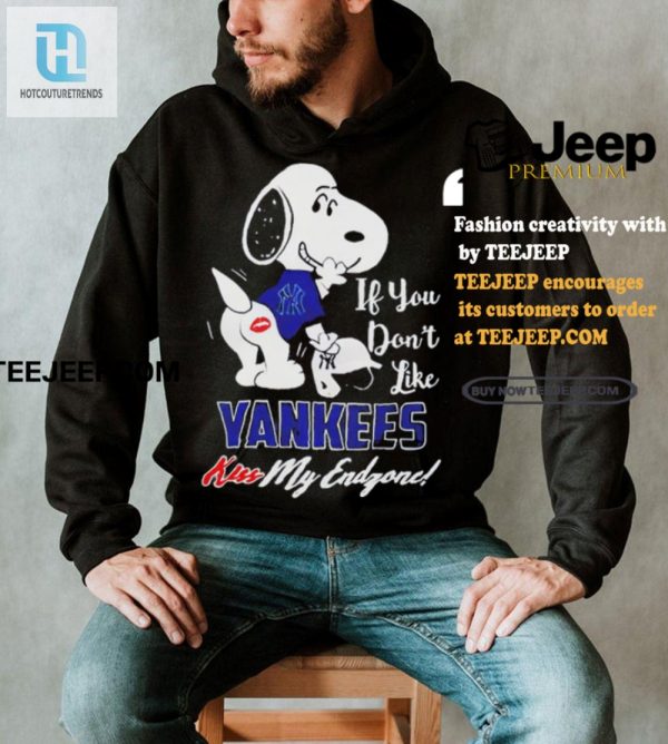 Get Your Laugh On Official Snoopy Yankees Mlb Tee hotcouturetrends 1