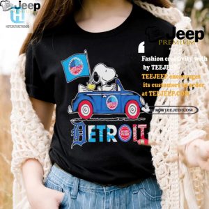 Get Laughs With Snoopy Woodstock Detroit Sports Car Tee hotcouturetrends 1 3