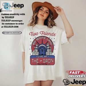 Two Friends Statue Of Liberty Nyc Tee Unique Hilarious hotcouturetrends 1 2