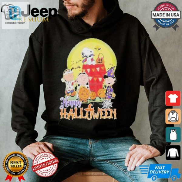 Snoopys Hilarious Halloween Tee Get Spookily Stylish hotcouturetrends 1