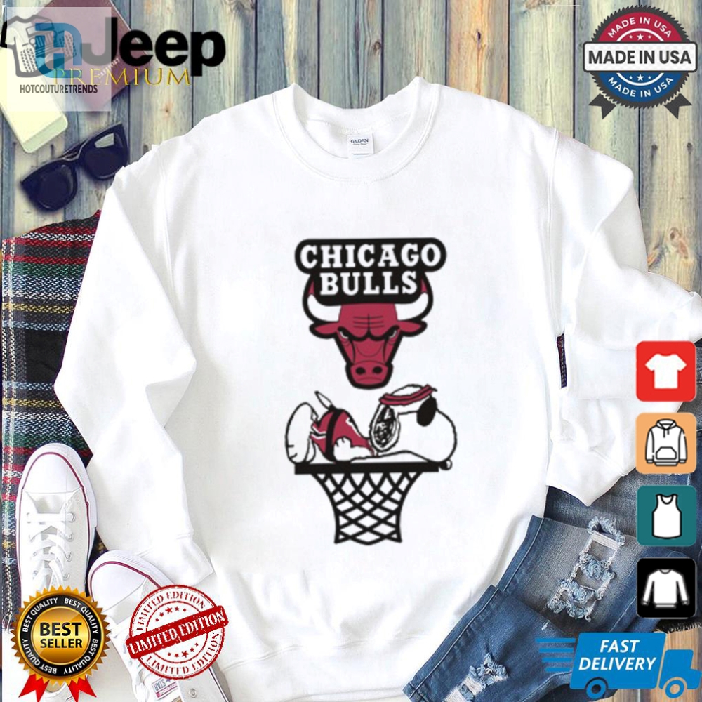 Score Big Laughs With Nba Snoopy Chicago Bulls Tshirt