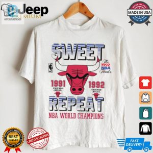 Score Big Own A Laugh With This 1992 Vintage Bulls Tee hotcouturetrends 1 3