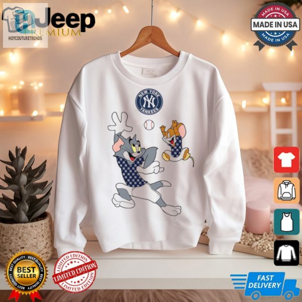 Score Laughs Tom Jerry Yankees Tshirt For Fans hotcouturetrends 1 2