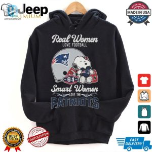 Real Women Love Football Funny Patriots Snoopy Shirt hotcouturetrends 1 2