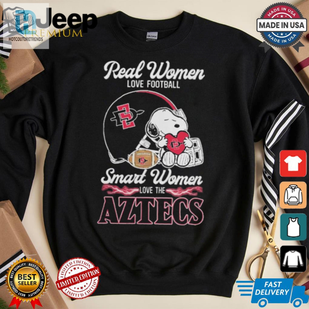 Smart Women Love Football Sdsu Aztecs Snoopy 2024 Tee