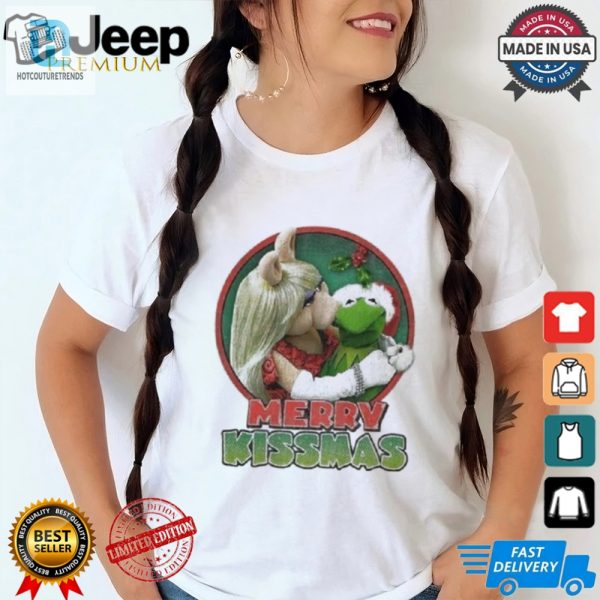 The Muppets Kermit Miss Piggy Merry Kissmas Shirt hotcouturetrends 1 1