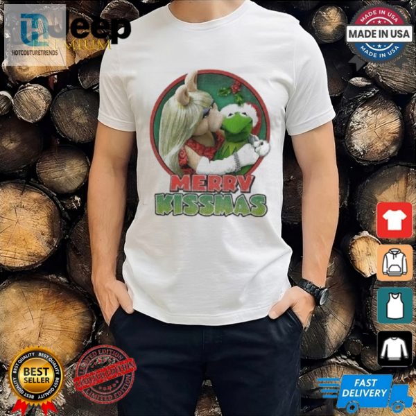 The Muppets Kermit Miss Piggy Merry Kissmas Shirt hotcouturetrends 1 4