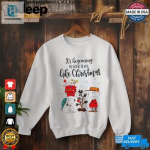 Snoopy Charlie Brown Peanuts Its Beginning To Look A Lot Like Christmas Shirt hotcouturetrends 1 2