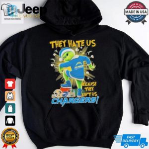 They Hate Us Because They Aint Us Grinch X Los Angeles Chargers Stomp On Nfl Teams Christmas Shirt hotcouturetrends 1 3