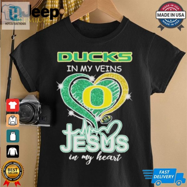 Official Oregon Ducks In My Veins Jesus In My Heart Diamond Heart Shirt hotcouturetrends 1 1