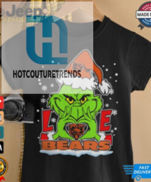 The Grinch Love Heart 2024 Chicago Bears Football Christmas Shirt hotcouturetrends 1