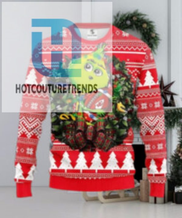 Kansas City Chiefs Grinch Hug Ugly Christmas Sweater hotcouturetrends 1